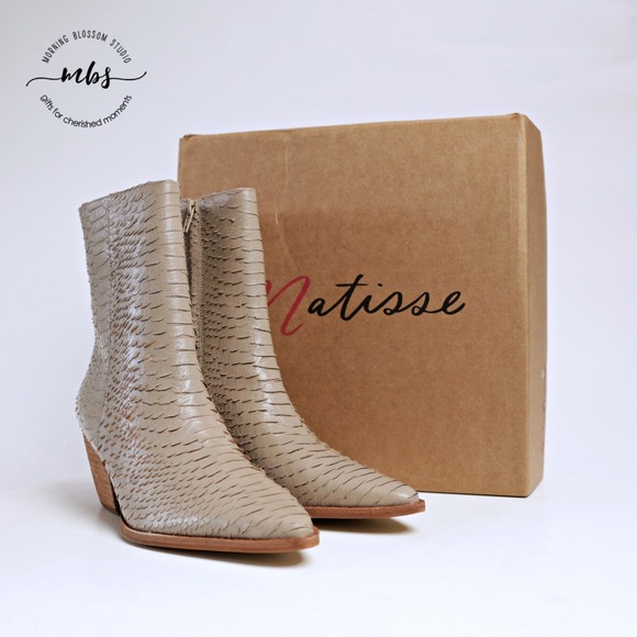 Matisse Shoes - NIB Matisse Caty Leather Block Heel Snake Booties Ivory Women 8.5